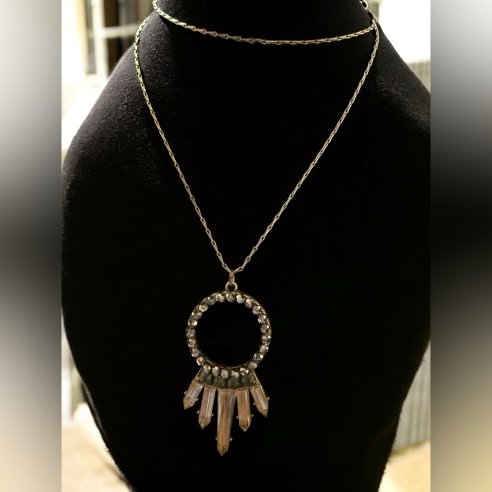 Vintage Beaded and crystal acrylic, accents Silver tone Pendant Necklace.